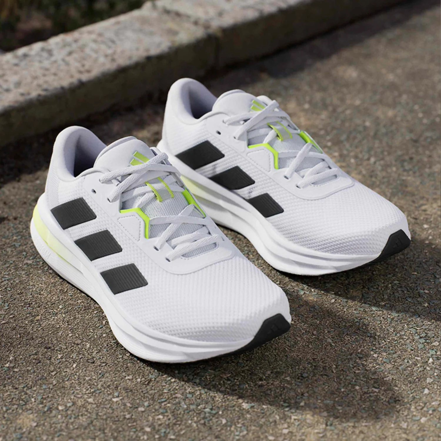 ADIDAS GALAXY 7 M SHOES - FTWWHT - Image 8